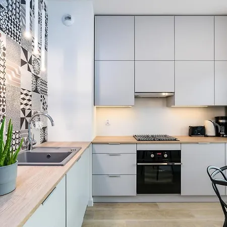 Fabryczna By Renters Poznań